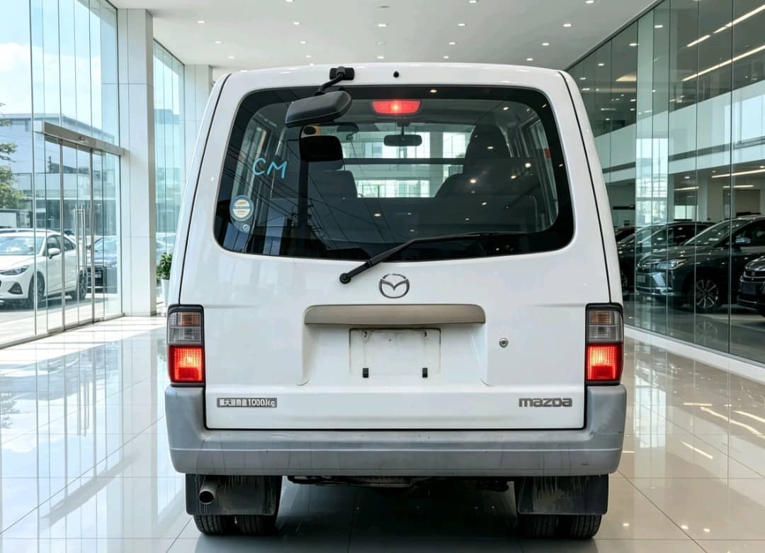 2004 2004 MAZDA BONGO (HIACE VAN)